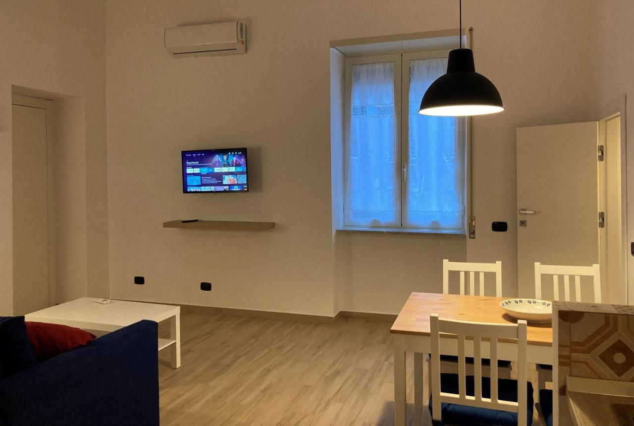 La Casa Blu Nel Cuore Storico Di Napoli Buitenkant foto