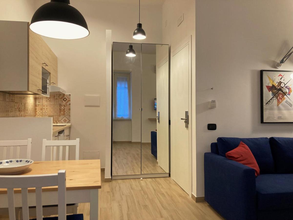 La Casa Blu Nel Cuore Storico Di Napoli Buitenkant foto