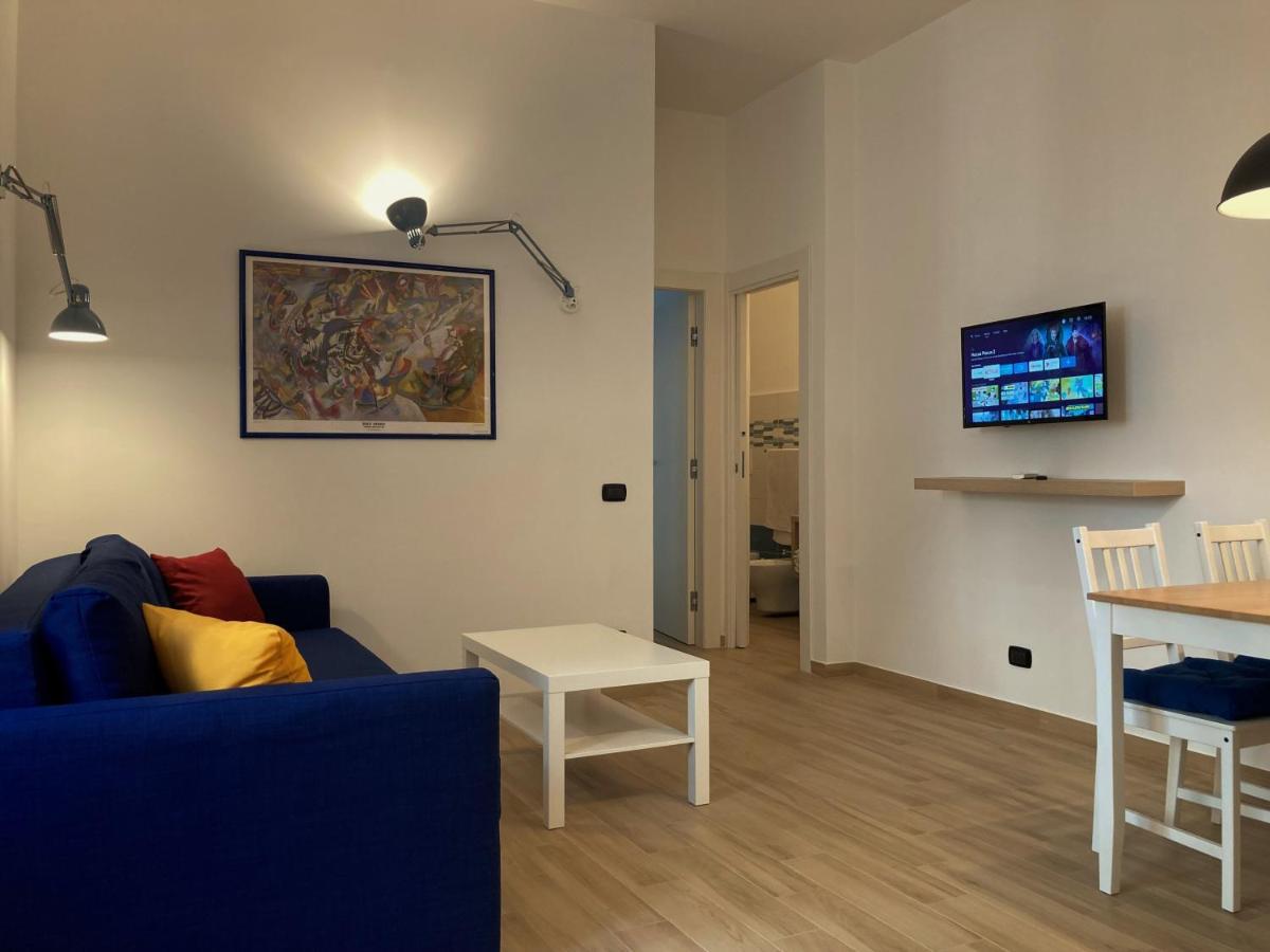 La Casa Blu Nel Cuore Storico Di Napoli Buitenkant foto