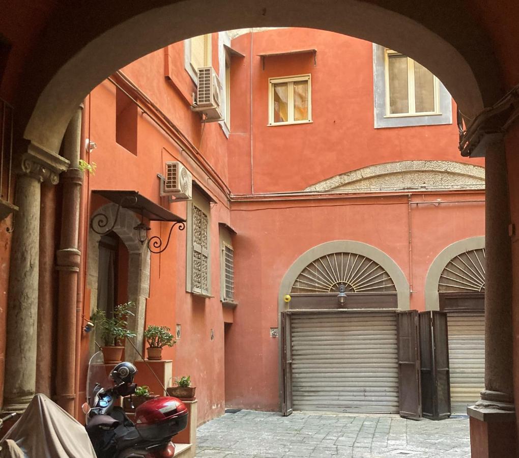 La Casa Blu Nel Cuore Storico Di Napoli Buitenkant foto