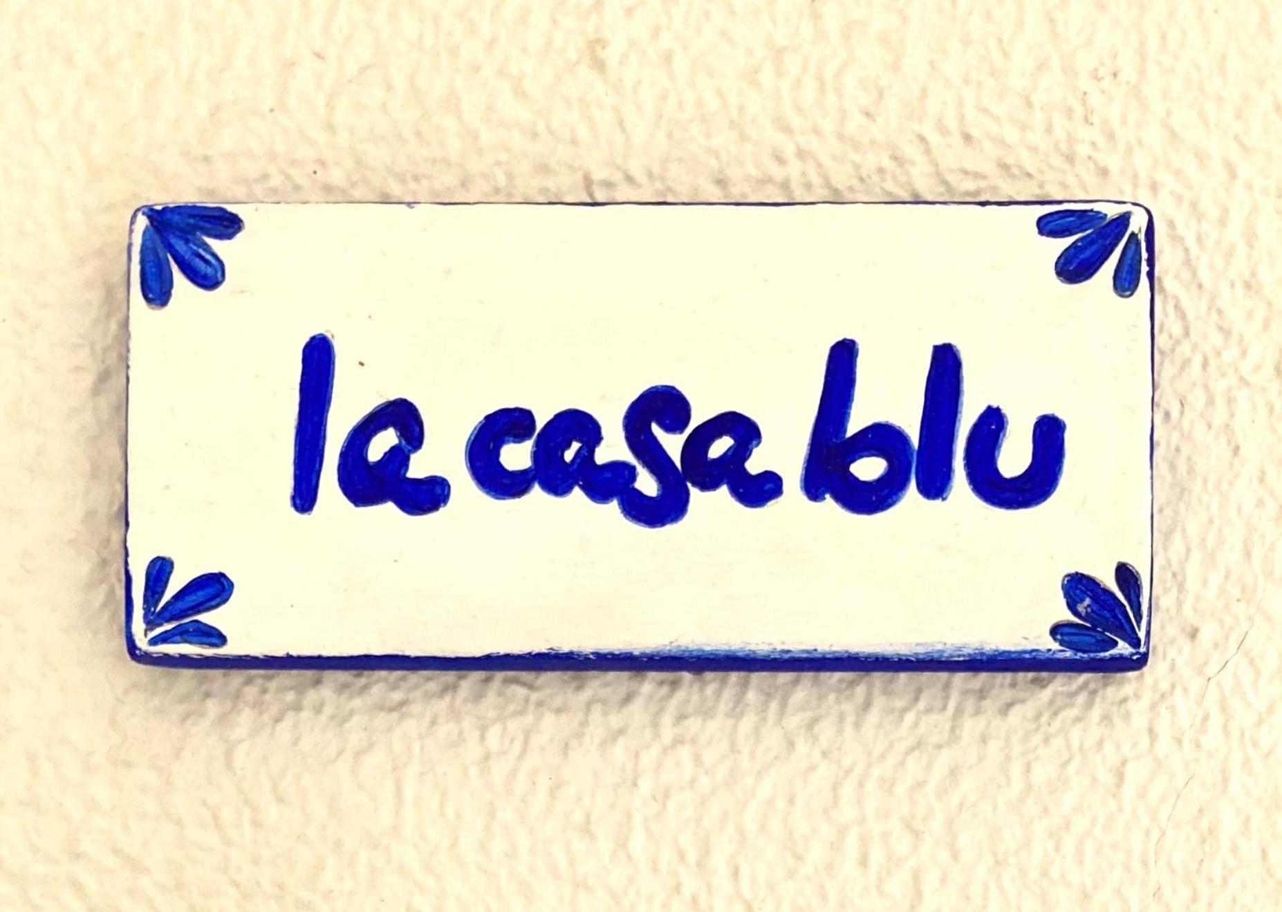 La Casa Blu Nel Cuore Storico Di Napoli Buitenkant foto